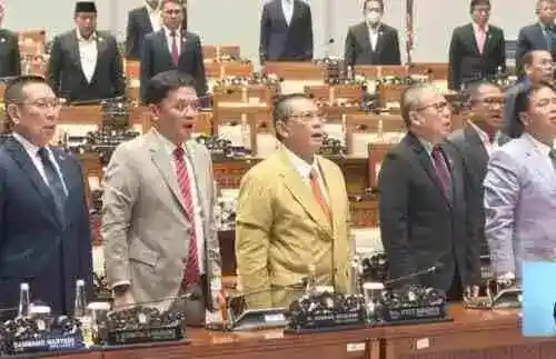 Defisit 2,81 Persen dan Rasio Utang 40,5 Persen Jadi Perhatian DPR dalam Evaluasi APBN 2025
