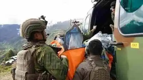 Koops TNI Habema Berhasil Evakuasi Pilot PT AMA Air Melalui Operasi Khusus dan SAR Taktis