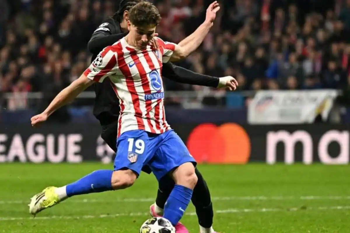 Barcelona Terus Berupaya Rekrut Julian Alvarez