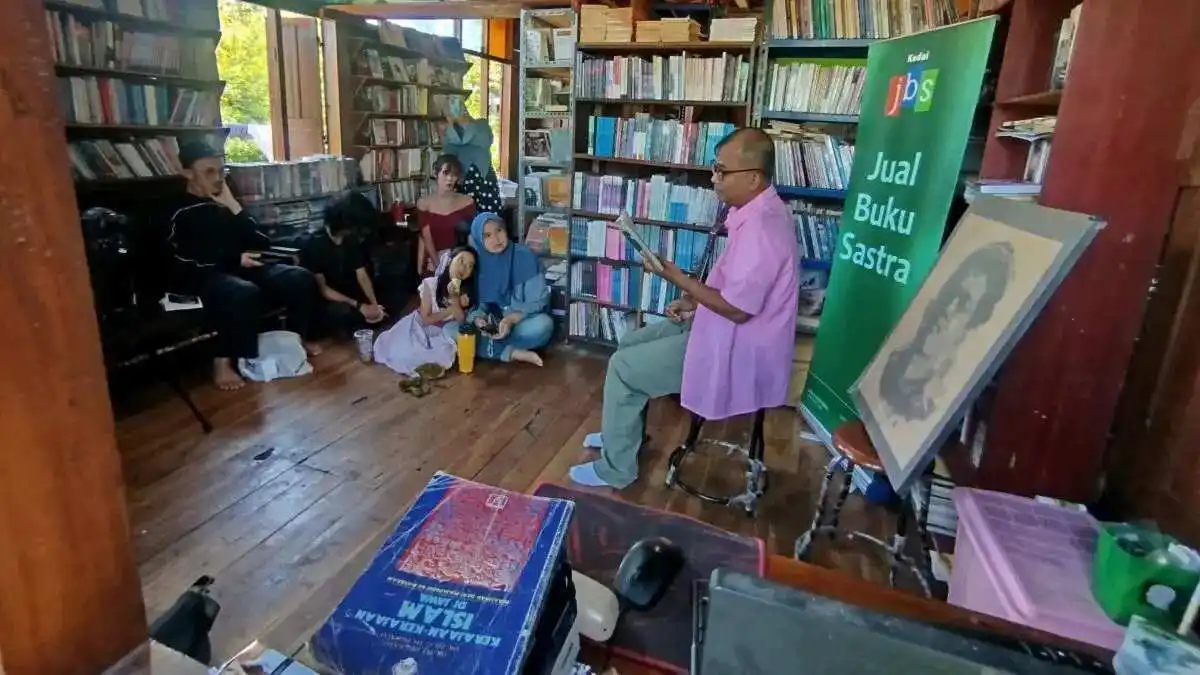 Sastra Indonesia dalam Momen Sejarah Kemerdekaan