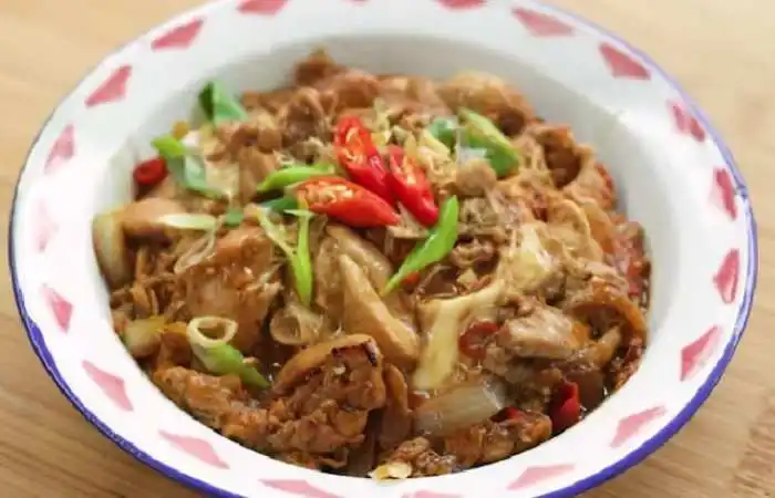 Resep Oyakodon Lokal: Hidangan Praktis Penuh Rasa