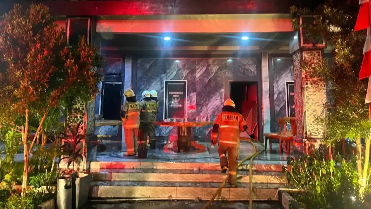 Kebakaran Posko GRIB Jaya di Kedoya Jakbar