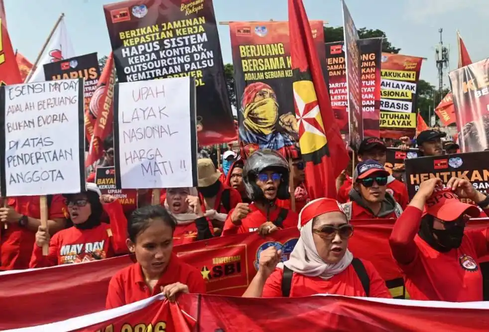 Perlindungan Ketenagakerjaan untuk Pekerja Modern