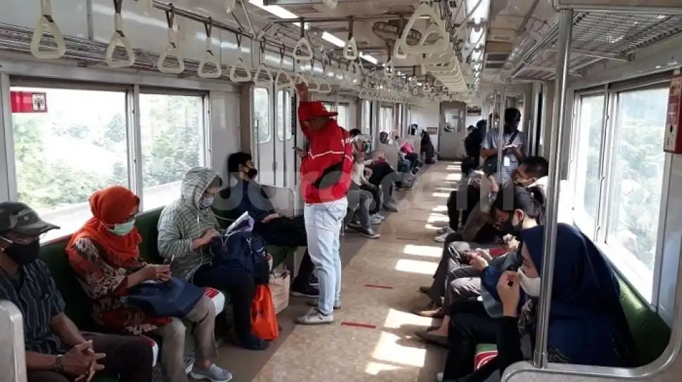 Penambahan Jadwal Kereta Commuter Line Bogor