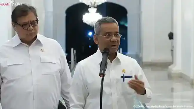Airlangga dan Suahasil Sampaikan Kondisi Ekonomi Indonesia kepada Prabowo
