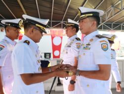 Satrol Lantamal XIV Gelar Upacara Sertijab Komandan KRI Bawal 875, Wujudkan Estafet Kepemimpinan Strategis 10 Satrol Lantamal XIV Gelar Upacara Sertijab Komandan KRI Bawal 875, Wujudkan Estafet Kepemimpinan Strategis