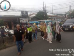Personel Lantas Polsek Cikupa Laksanakan Pengaturan Lalu Lintas Sore Hari di Pertigaan Columbus