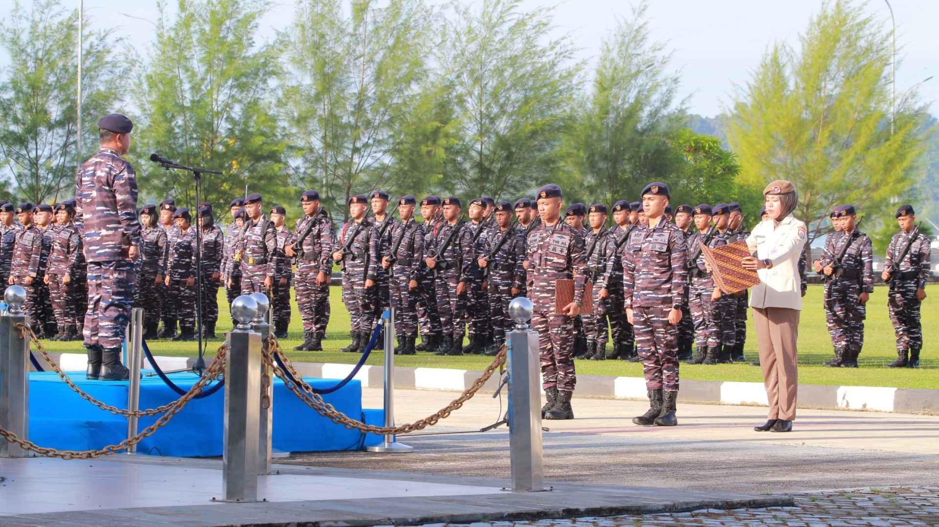 Armada III Gelar Upacara Bendera 17-an, Jadi Momentum Introspeksi dan Peningkatan Kualitas Pengabdian Armada III Gelar Upacara Bendera 17-an, Jadi Momentum Introspeksi dan Peningkatan Kualitas Pengabdian