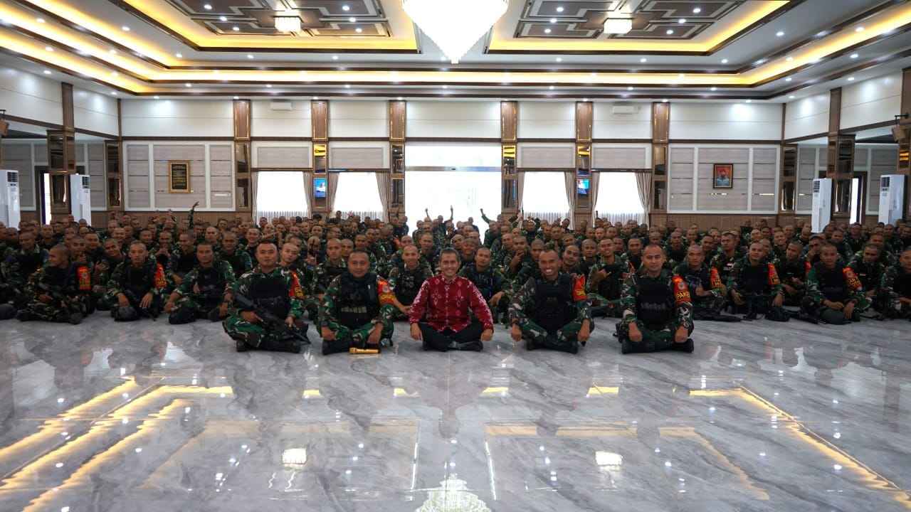 Prajurit Yonif 2 Marinir TNI AL Terima Materi Bimbingan Psikologi Prajurit Yonif 2 Marinir TNI AL Terima Materi Bimbingan Psikologi