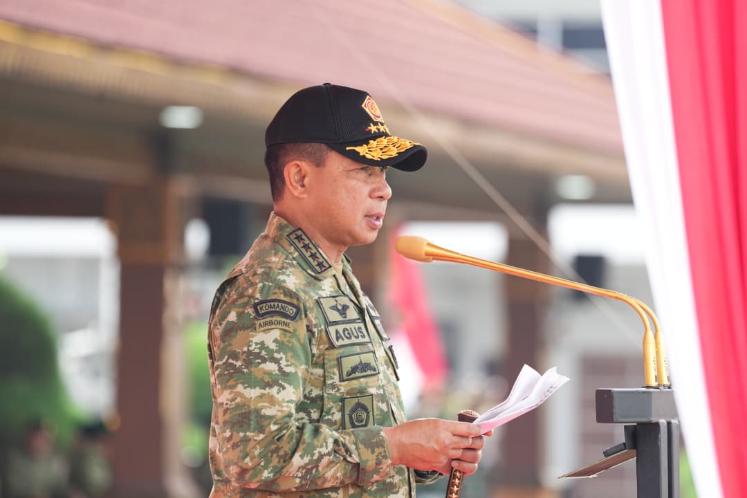 Panglima TNI Resmi Tutup Latsitarda Nusantara ke-46, Tegaskan Pentingnya Integrasi dan Kepemimpinan Humanis 1 WhatsApp Image 2026 02 14 at 17.47.01