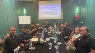 motion photo 1270681350791195281