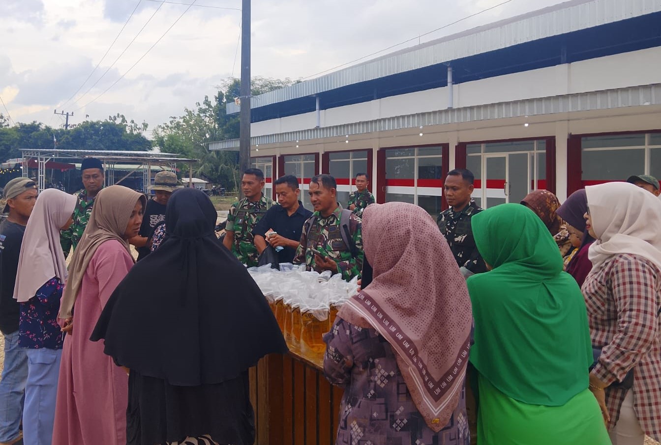 Kodim Bojonegoro Gelar Bazar Ramadhan Secara Serentak di 8 Lokasi Koperasi Desa Merah Putih 1 IMG 20260308 WA0011