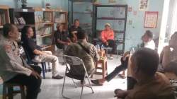 Bhabinkamtibmas Desa Sukadamai Laksanakan Program Poliran Polisi Peduli Pengangguran