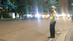 Kanit Lantas Polsek Cikupa Pantau Arus Lalu Lintas di Gerbang dan Pos Terpadu Citra Raya Tangerang