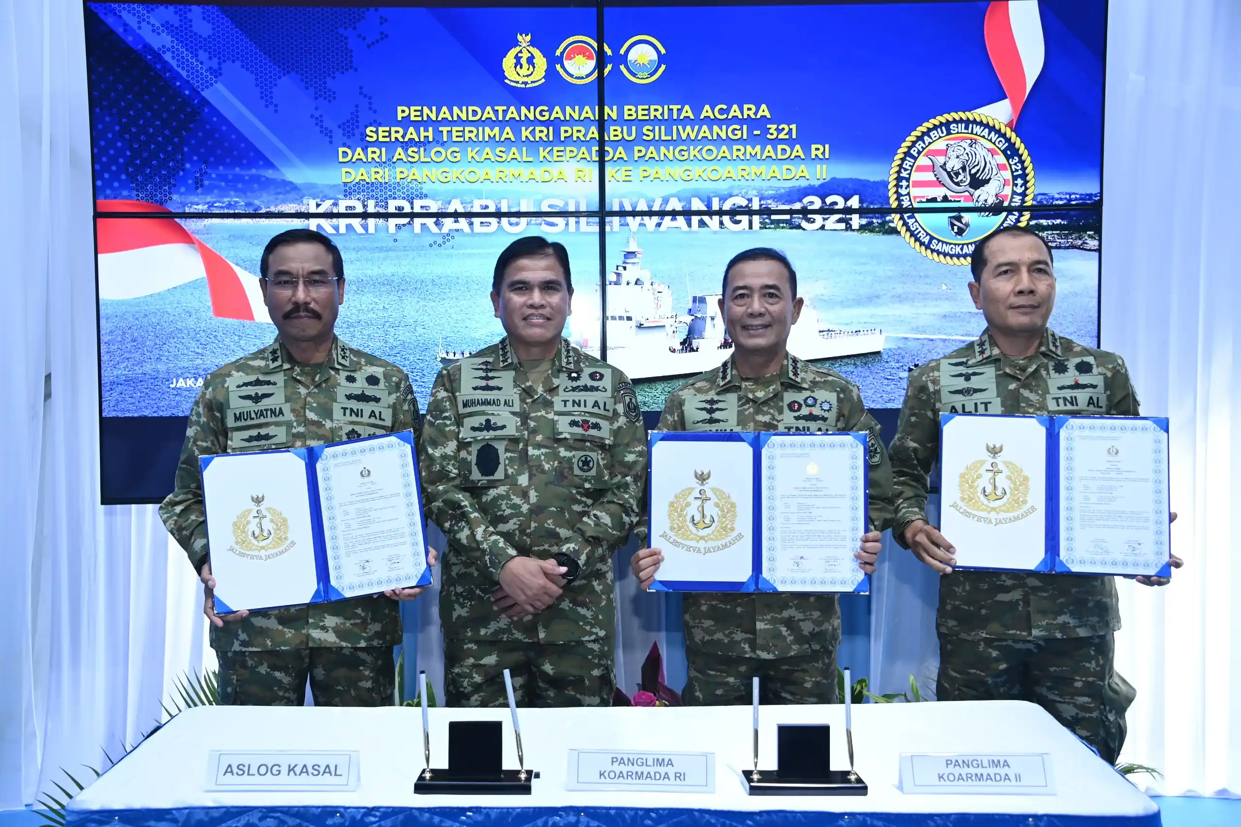 Panglima TNI Tinjau Kecanggihan KRI Prabu Siliwangi-321 Yang Tiba dari Italia 1 IMG 20260327 WA0005