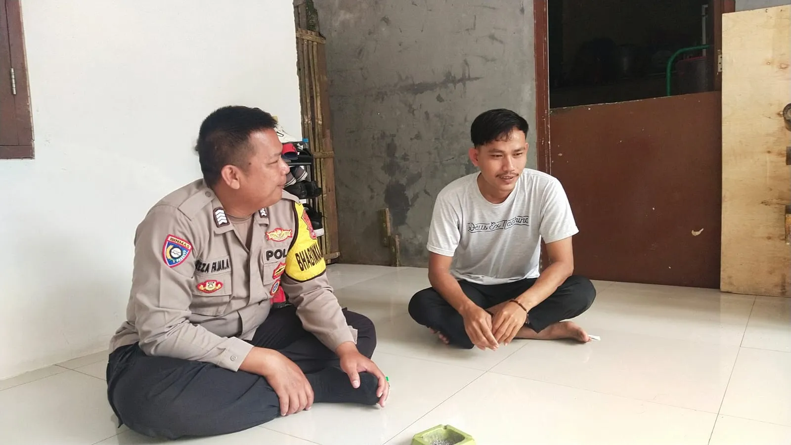 Bhabinkamtibmas Desa Bojong Laksanakan Cooling System dan Sambang Warga di Kampung Bojong