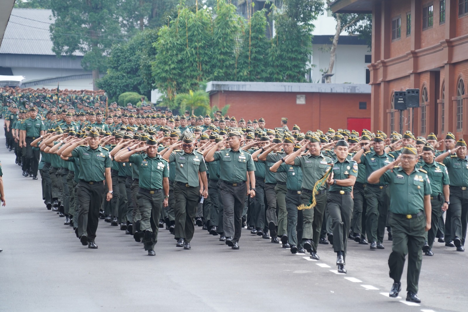 Perkuat Disiplin dan Soliditas Akmil Gelar Upacara Bendera dan Latihan Defile 9 IMG 20260330 WA0014