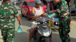 Ramadhan Penuh Berkah, Anggota Koramil 1505-03/Maba Bersama Persit Berbagi Takjil kepada Warga 6 IMG 20260309 193533