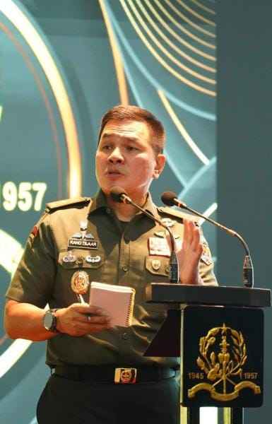 Gubernur Akmil Berikan Pengarahan Geopolitik Dunia kepada Taruna Tingkat I, II, dan III Gubernur Akmil Berikan Pengarahan Geopolitik Dunia kepada Taruna Tingkat I, II, dan III