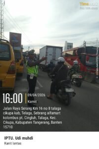 IPTU Udi Muhdi Pantau dan Terjun Langsung Atur Arus Lalu Lintas Sore di Cikupa