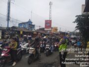 Aiptu Sapudin Laksanakan Gatur Lalin Pagi, Wujudkan Kamseltibcar di Jalan Raya Serang