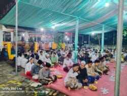 Bhabinkamtibmas Sukamulya Hadiri Haul Kiyai Rusmin, Pererat Silaturahmi dengan Warga