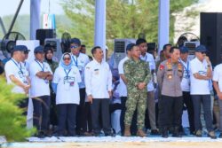 Panglima TNI Dampingi Presiden RI Prabowo Subianto Panen Raya Udang di Kebumen Panglima TNI Dampingi Presiden RI Prabowo Subianto Panen Raya Udang di Kebumen