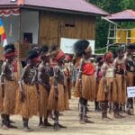 Antusiasme Tinggi Warnai Upacara Hardiknas di SD Naena Kekwa Bersama Satgas TMMD Kodim 1710/Mimika