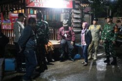 Babinsa Brabe Ajak 5 Unsur Instansi Patroli Kampung Jaga Keamanan TMMD Ke-128