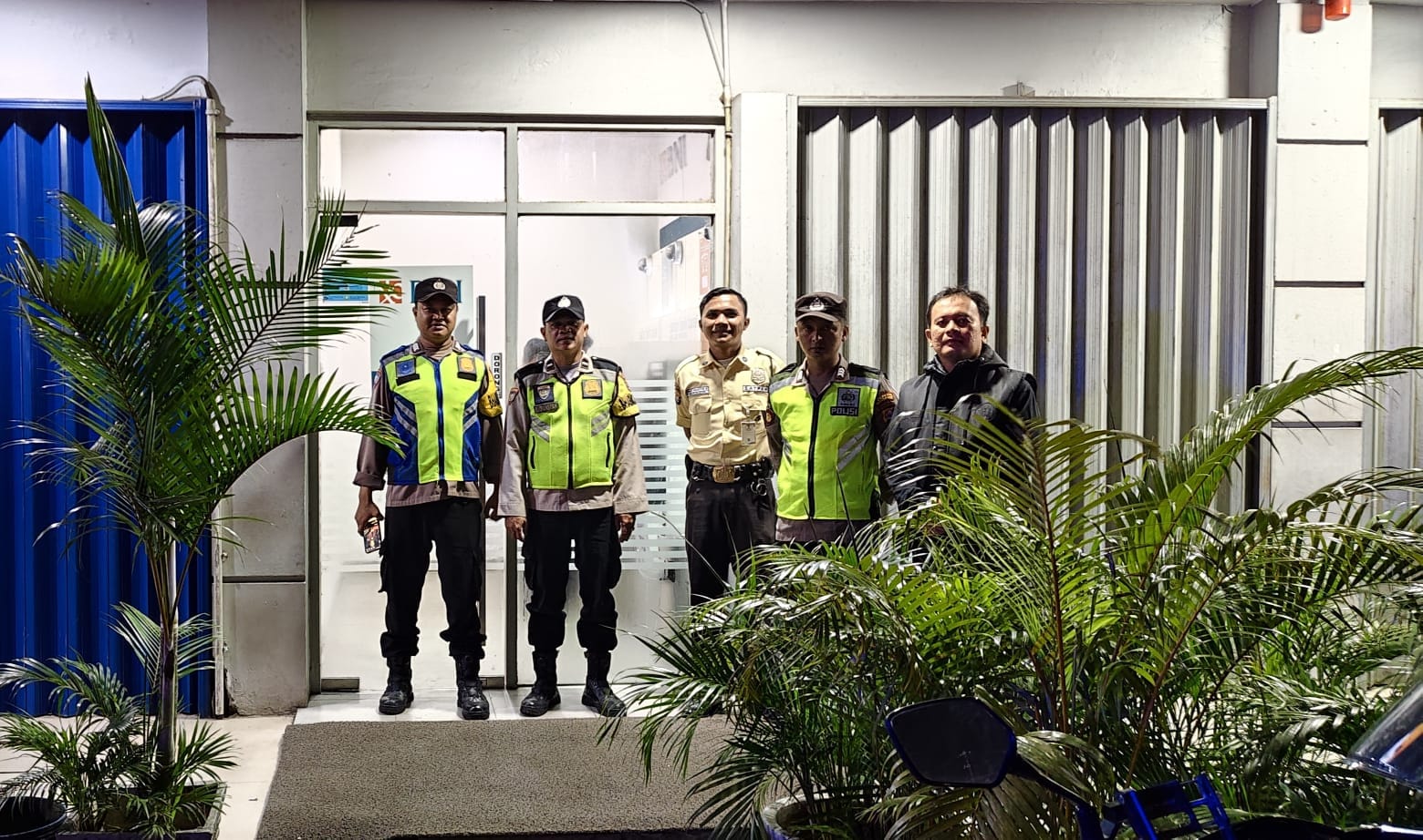 Pawas Polsek Cikupa Pimpin Patroli Ops Cipkon KRYD, Antisipasi Gangguan Kamtibmas di Wilayah ATM 24 Jam