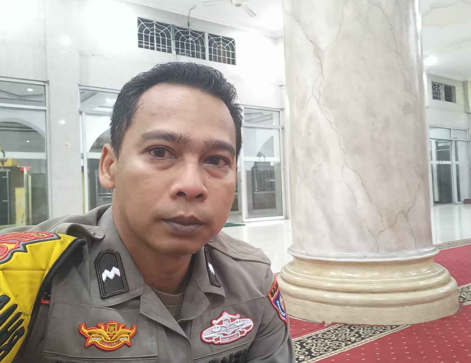 Aipda Dieko Aldillah Laksanakan Subuh Keliling Bersama Jamaah Masjid Jami Nurrohman
