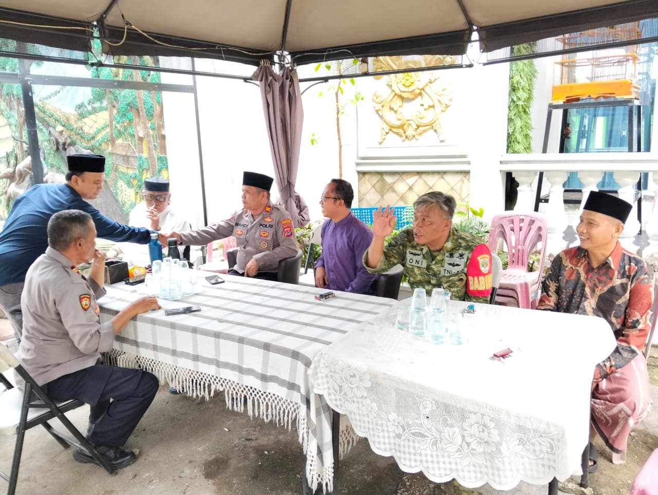 Polsek Cikupa Gelar Sambang Tiga Pilar Bersama Tokoh Masyarakat Sukamulya
