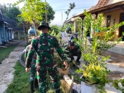 RTLH Ibu Srihayati Tuntas 100 Persen, Satgas TMMD Ke-128 Gelar Pembersihan Lingkungan Sekitar Rumah