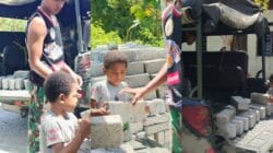 TMMD Ke-128 Kodim 1801/Manokwari, Bangkitkan Jiwa Kebersamaan Anak-Anak Ikut Gotong-royong Bangun Kampung