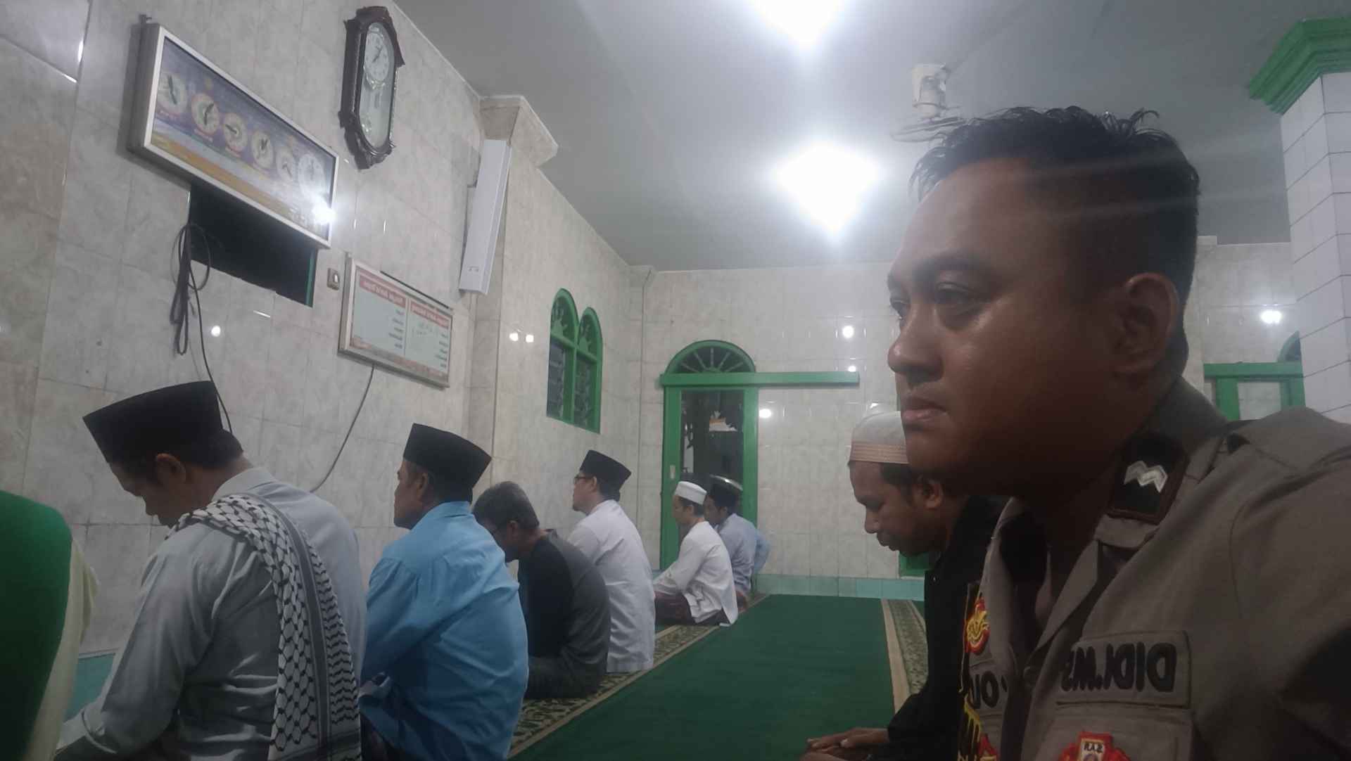 Aipda Didi MS Aktif Laksanakan Program Subuh Keliling di Masjid Baiturrahman