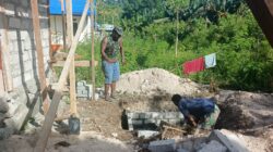 Pembuatan Bak Septictank RTLH TMMD Ke-128 Kodim 1801/Manokwari, Wujudkan Lingkungan Sehat Bagi Warga
