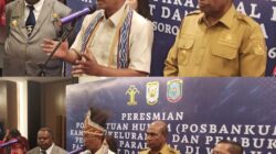 Dorong Penyelesaian Sengketa Berbasis Kearifan Lokal, Mentri Hukum RI Resmikan Posbankum Se-PBD dan PB
