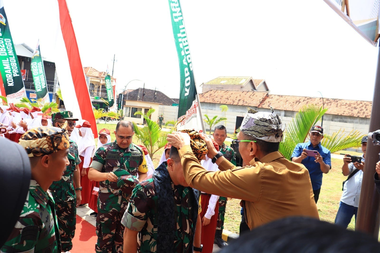 Tim Wasev TMMD ke 128 Disambut Meriah Oleh Semua Lapisan Masyarakat