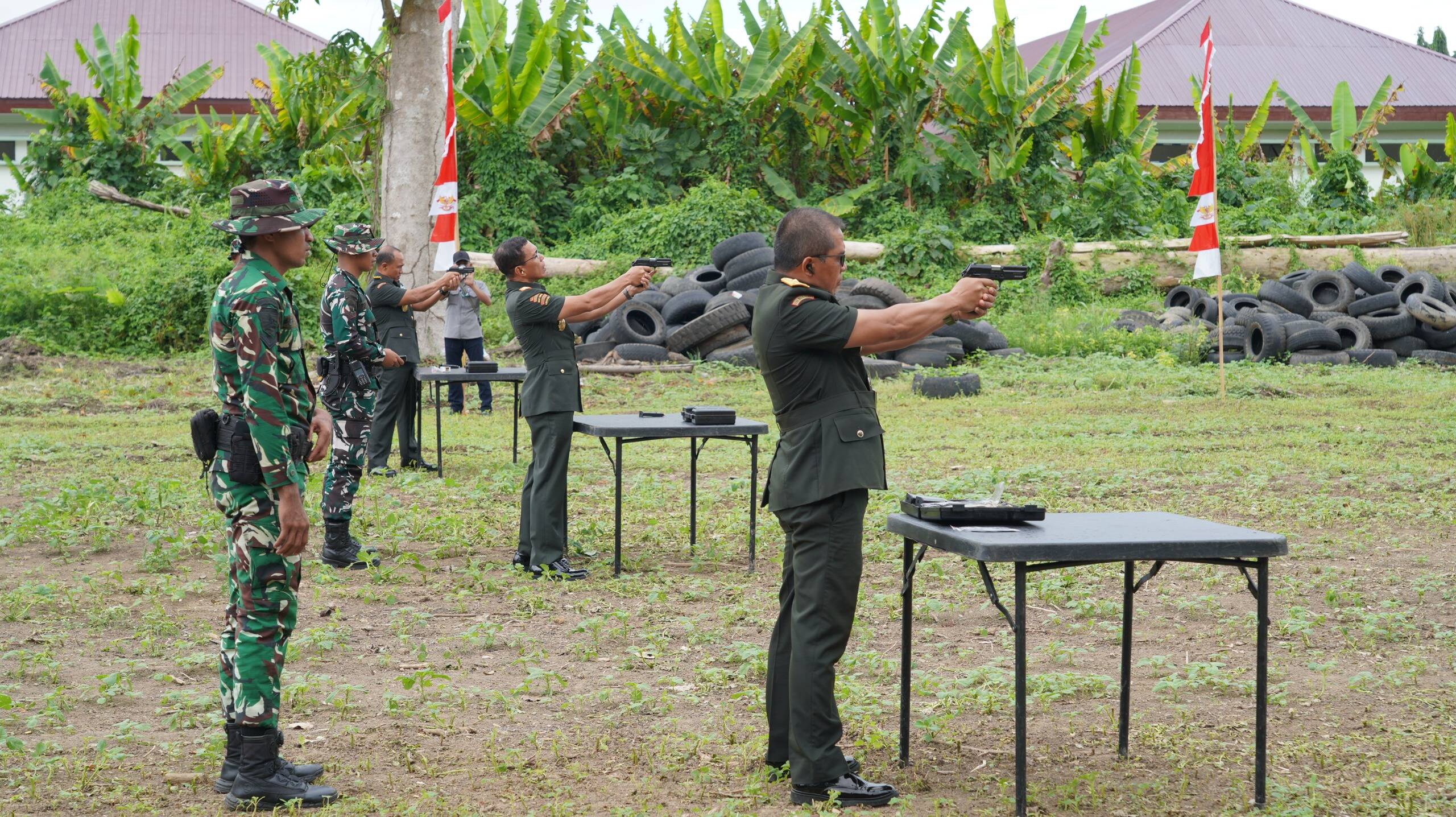 Pangdam XVIII/Kasuari Resmikan Lapangan Tembak dan Daerah Latihan Tempur Yonif TP 805/KSW: Kobarkan Semangat Prajurit Tangguh yang Profesional Pangdam XVIII/Kasuari Resmikan Lapangan Tembak dan Daerah Latihan Tempur Yonif TP 805/KSW: Kobarkan Semangat Prajurit Tangguh yang Profesional