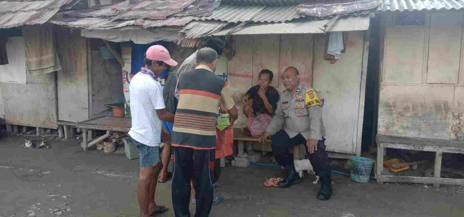 Program Poliran, Bhabinkamtibmas Desa Budimulya Jalin Kedekatan dengan Warga Program Poliran, Bhabinkamtibmas Desa Budimulya Jalin Kedekatan dengan Warga