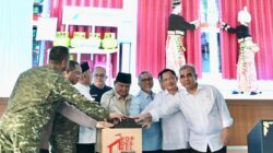 Panglima TNI Dampingi Presiden RI Resmikan 1.061 KDKMP di Jawa Timur