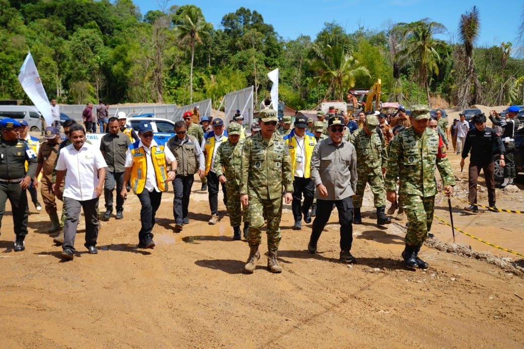 Kasum TNI Melaksanakan Kunjungan Kerja ke Wilayah Kabupaten Tapteng dan Tapsel Sumatera Utara