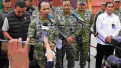 Kasum TNI Tinjau Pemeriksaan Kontainer Mineral Hasil Penindakan TNI AL di Batam