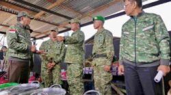Wapang TNI Dampingi Menhan RI Tinjau Yonif TP 808/Mbaham Matta di Papua Barat Wapang TNI Dampingi Menhan RI Tinjau Yonif TP 808/Mbaham Matta di Papua Barat