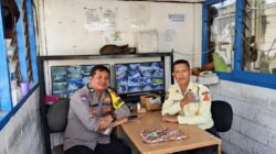 Bhabinkamtibmas Bitung Jaya Sambangi Satpam PT Kawaguchi, Perkuat Sinergitas Jaga Keamanan Lingkungan Kerja