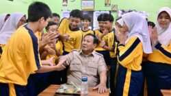 Dari Ruang Kelas SMPN 111 Jakarta, Cita-Cita Besar Menggema di Hadapan Presiden Prabowo Dari Ruang Kelas SMPN 111 Jakarta, Cita-Cita Besar Menggema di Hadapan Presiden Prabowo