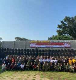 Satu Bidikan, Satu Semangat: Forkopimcam Kediri Kompak di Lomba Menembak Hari Bhayangkara Ke-80