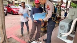 Ramai Sejak Pagi, Polantas Tuban Dikerubungi Warga yang Bingung Urus SIM dan BPKB