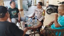 Bhabinkamtibmas Desa Pasir Jaya Pererat Kemitraan dengan Warga Melalui Kegiatan Sambang dan Edukasi Kamtibmas