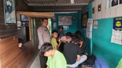Warung Bhabinkamtibmas Jadi Sarana Serap Aspirasi Warga, Bhabinkamtibmas Desa Bitung Jaya Perkuat Kamtibmas Warung Bhabinkamtibmas Jadi Sarana Serap Aspirasi Warga, Bhabinkamtibmas Desa Bitung Jaya Perkuat Kamtibmas